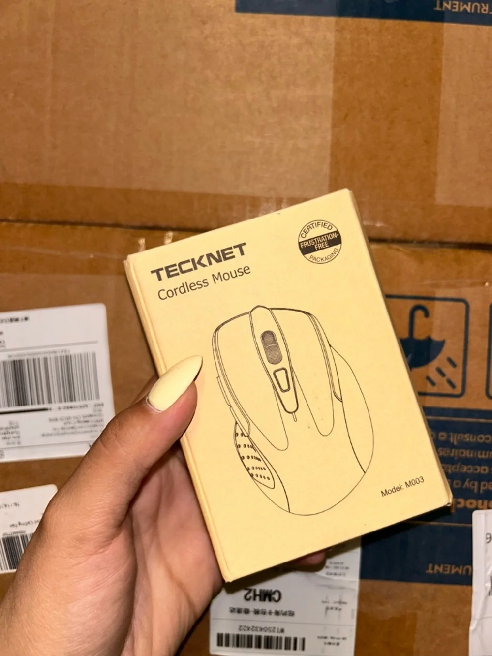 TECKNET Wireless Mouse, 2.4G Ergonomic Optical Mouse